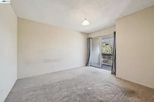 1024 Fontana Dr, Alameda, CA 94502 - Photo 45