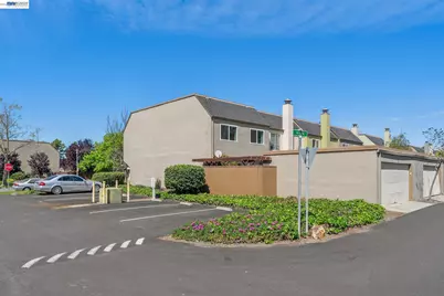 1024 Fontana Dr, Alameda, CA 94502 - Photo 51