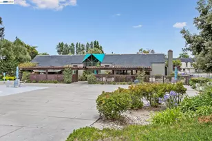 1024 Fontana Dr, Alameda, CA 94502 - Photo 55