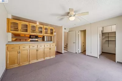 1024 Fontana Dr, Alameda, CA 94502 - Photo 19