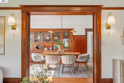 2063 Rosedale Ave, Oakland, CA 94601 - Photo 9