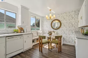 2063 Rosedale Ave, Oakland, CA 94601 - Photo 33