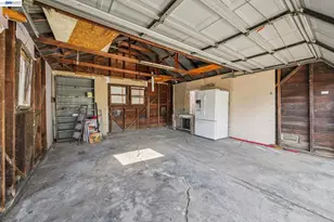 2063 Rosedale Ave, Oakland, CA 94601 - Photo 51