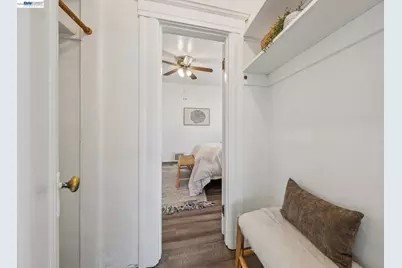 2063 Rosedale Ave, Oakland, CA 94601 - Photo 13