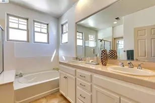 2381 Haile St, Alameda, CA 94501 - Photo 21