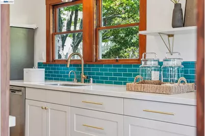 285 Adams St, Oakland, CA 94610 - Photo 19