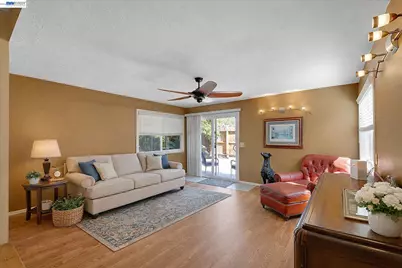 1816 Eastern Avenue, Sacramento, CA 95864 - Photo 9