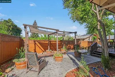 2035 Sherman Dr, Pleasant Hill, CA 94523 - Photo 23