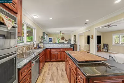 2035 Sherman Dr, Pleasant Hill, CA 94523 - Photo 5