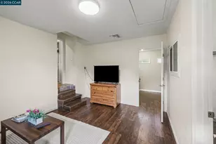 2035 Sherman Dr, Pleasant Hill, CA 94523 - Photo 15