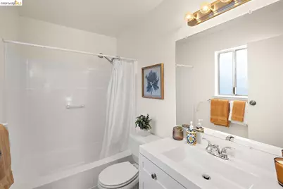 1144 Parkridge Dr, Richmond, CA 94803 - Photo 23