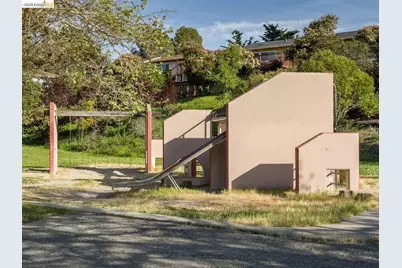 1144 Parkridge Dr, Richmond, CA 94803 - Photo 47