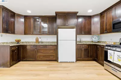 2491 Avenue 133rd, San Leandro, CA 94577 - Photo 17