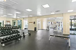 220 Lakeshore Ct, Richmond, CA 94804 - Photo 31