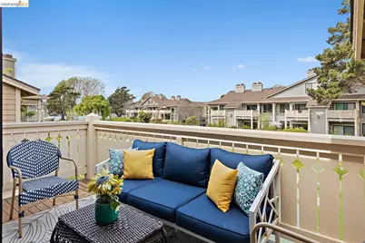 220 Lakeshore Ct, Richmond, CA 94804 - Photo 19