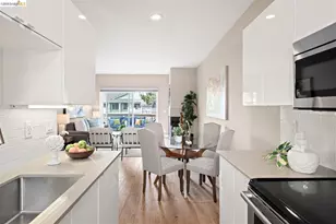 220 Lakeshore Ct, Richmond, CA 94804 - Photo 9