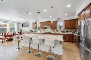 2904 Hanauma Bay Dr, Pittsburg, CA 94565 - Photo 9