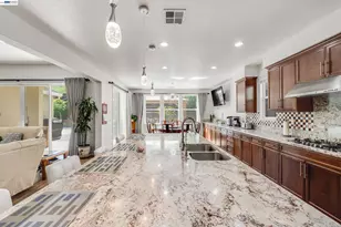 2904 Hanauma Bay Dr, Pittsburg, CA 94565 - Photo 13