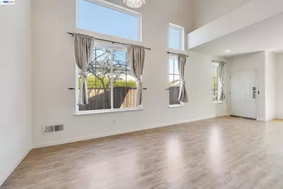 2295 Regatta Way, San Leandro, CA 94579 - Photo 5