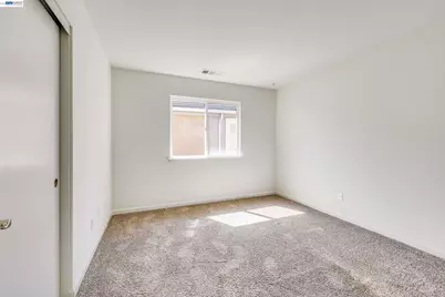 2295 Regatta Way, San Leandro, CA 94579 - Photo 17
