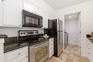 255 Reflections Dr, San Ramon, CA 94583 - Photo 21