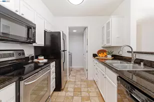 255 Reflections Dr, San Ramon, CA 94583 - Photo 19