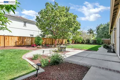 1621 Antica Dr, Brentwood, CA 94513 - Photo 5