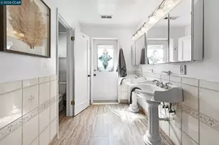 3754 Walnut Ave, Concord, CA 94519 - Photo 23