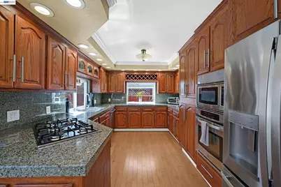 77 Barnes Ln, Fremont, CA 94536 - Photo 7