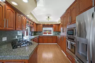 77 Barnes Ln, Fremont, CA 94536 - Photo 7