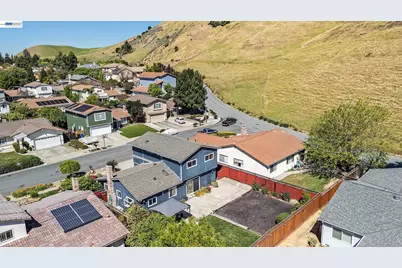 77 Barnes Ln, Fremont, CA 94536 - Photo 35