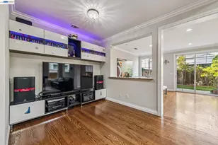 35 Britt Ct, Alameda, CA 94502 - Photo 7