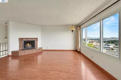 721 Gellert Blvd, Daly City, CA 94015 - Photo 7