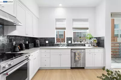 592 Somi Ct, Hayward, CA 94544 - Photo 13