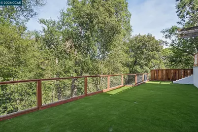 1072 Via Roble, Lafayette, CA 94549 - Photo 29