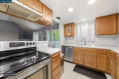 1050 Summershore Ct, San Jose, CA 95122 - Photo 17