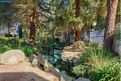 1050 Summershore Ct, San Jose, CA 95122 - Photo 39