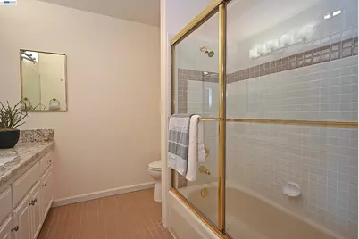 16 McNamara Ln, Martinez, CA 94553 - Photo 31