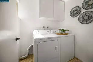 1418 Linton Pl, Martinez, CA 94553 - Photo 29