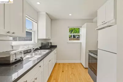 2529 Ellsworth St, Berkeley, CA 94704 - Photo 21