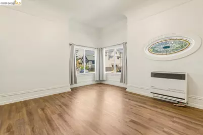 2529 Ellsworth St, Berkeley, CA 94704 - Photo 9