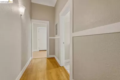 2529 Ellsworth St, Berkeley, CA 94704 - Photo 19