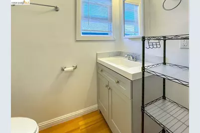 2529 Ellsworth St, Berkeley, CA 94704 - Photo 37