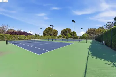 22 Marina Lakes Dr, Richmond, CA 94804 - Photo 25