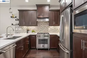 730 Amalfi Loop, Milpitas, CA 95035 - Photo 11