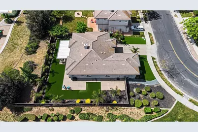 542 Vivian St, Brentwood, CA 94513 - Photo 5