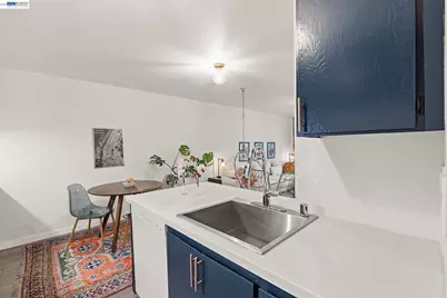 955 Shorepoint Ct #100, Alameda, CA 94501 - Photo 5