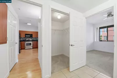 1060 3rd St #202, San Jose, CA 95112 - Photo 21