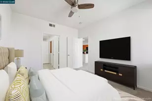 1060 3rd St, San Jose, CA 95112 - Photo 5