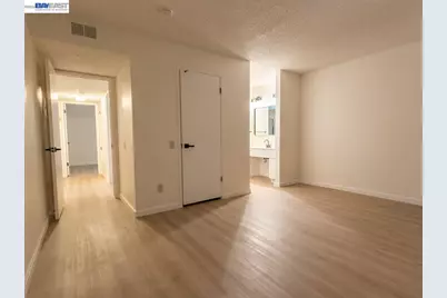 796 Woodside Ln #1, Sacramento, CA 95825 - Photo 5